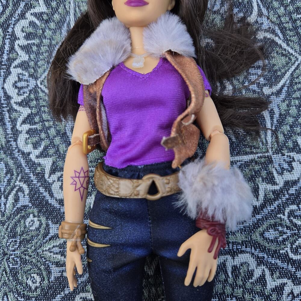 Mattel Disney Zombies 2 Wynter Barkowitz Dressed Articulated Werewolf Doll - Picture 3 of 5